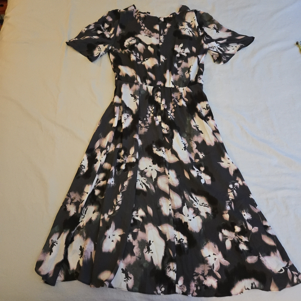 Simply Vera Vera Wang Floral Flutter Twist Knot Front Dress Charcoal Purple EB3 - Picture 11 of 13